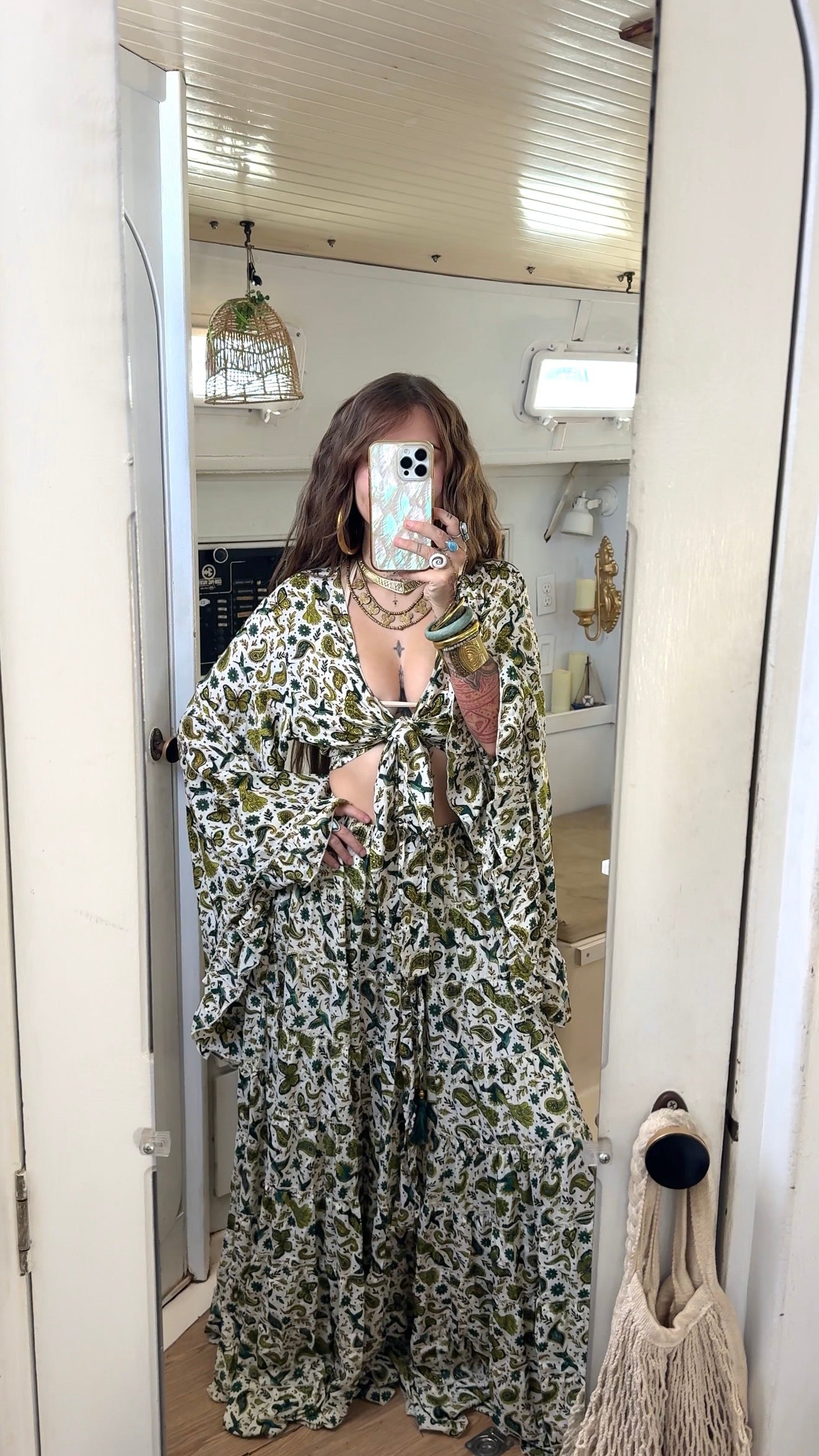 Pothos • Bell Sleeve Set
