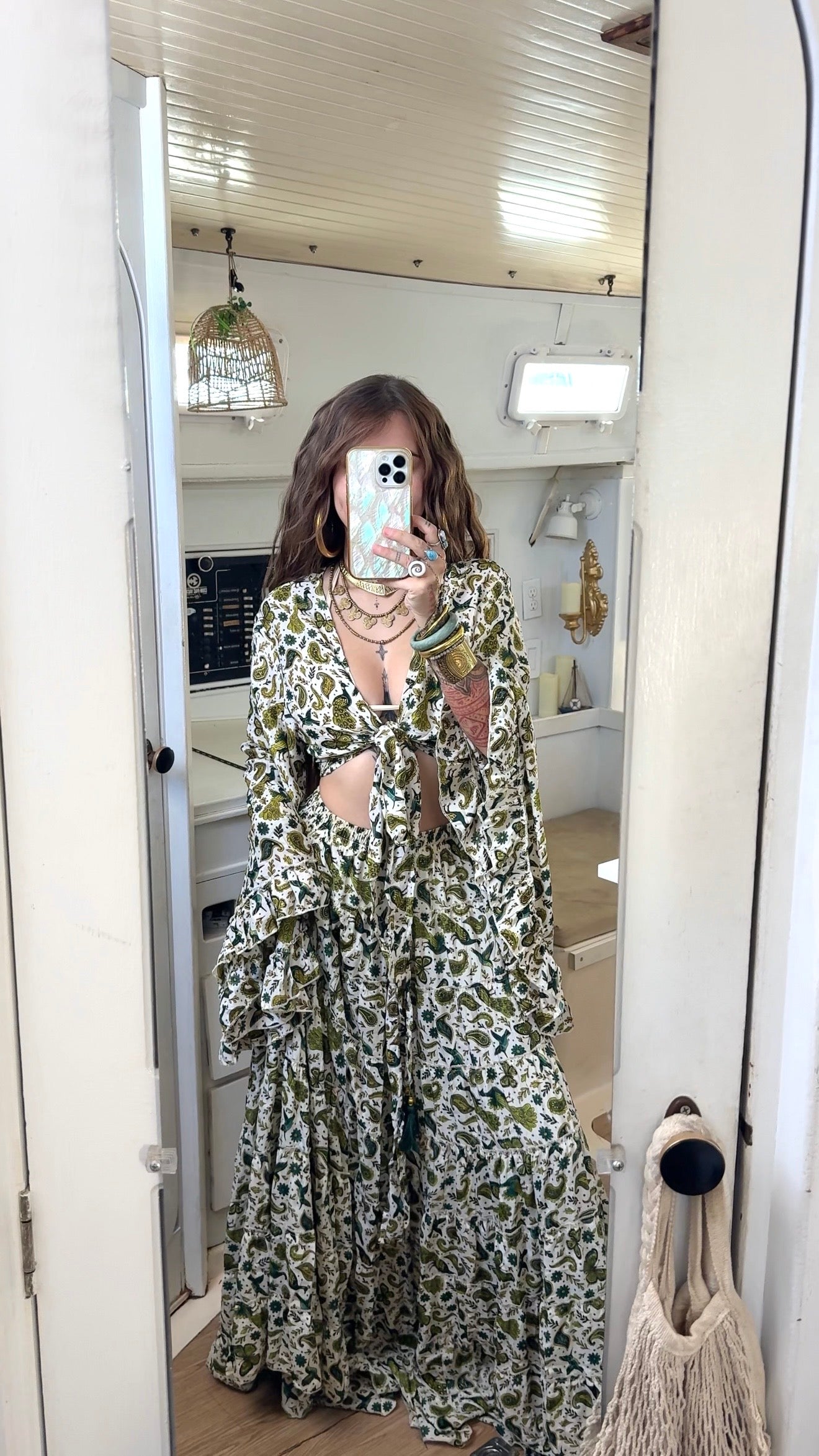 Pothos • Bell Sleeve Set
