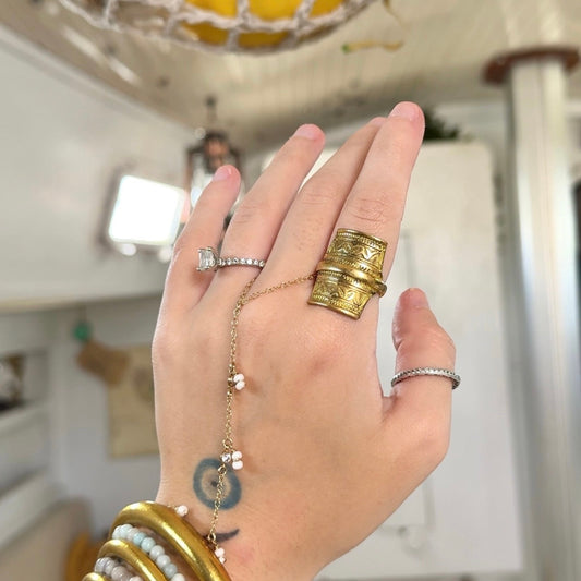 Vessel • Adjustable Ring