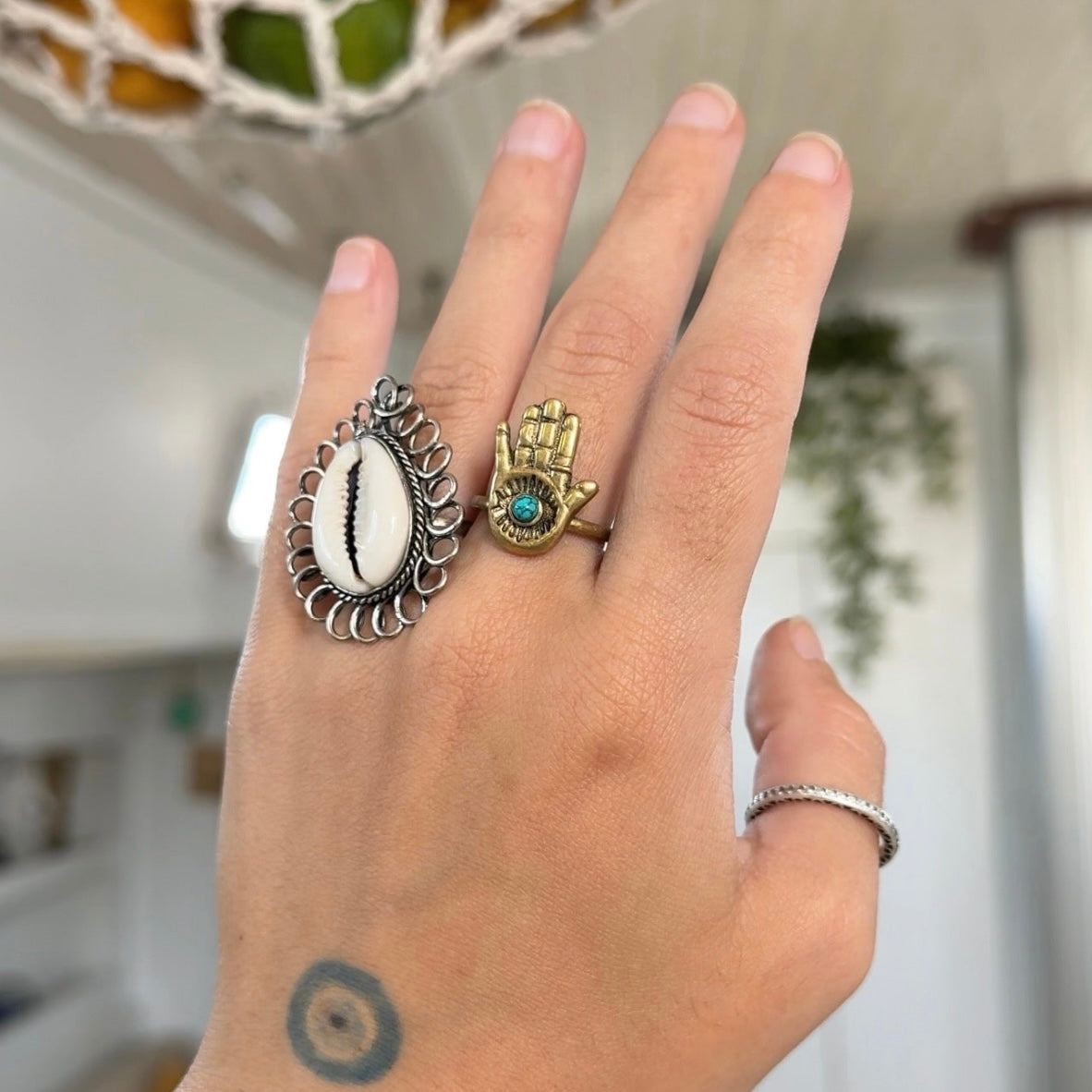 Healing Hand • Ring